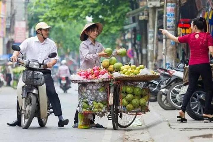 HOT: Camera siêu zoom “bóc” - Cảm hứng video marketing từ Hotspot Matrix